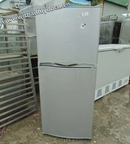 Thanh lý tủ lạnh Sharp 178 lít