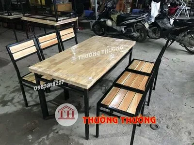 bộ bàn ghế ăn cao su