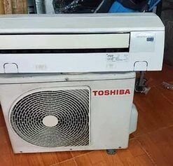 Thanh lý điều hòa Toshiba 1 chiều 18000 BTU