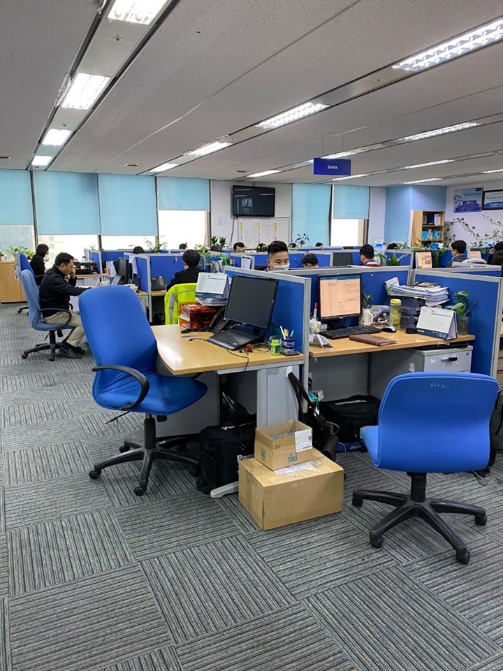 Thu mua bàn ghế văn phòng