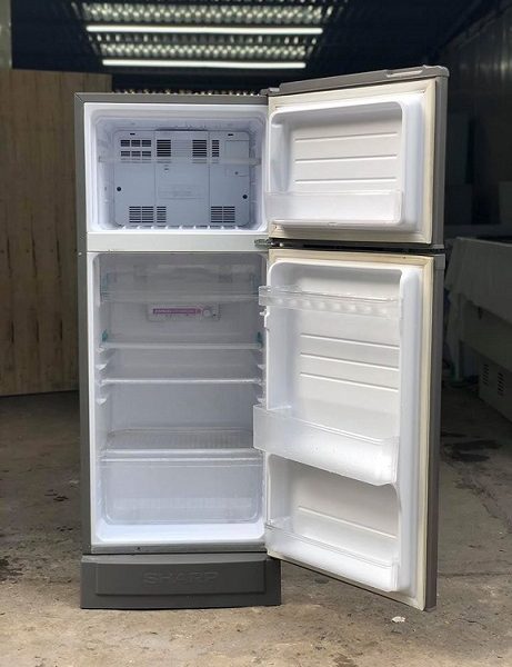 Tủ lạnh Sharp 180L mới