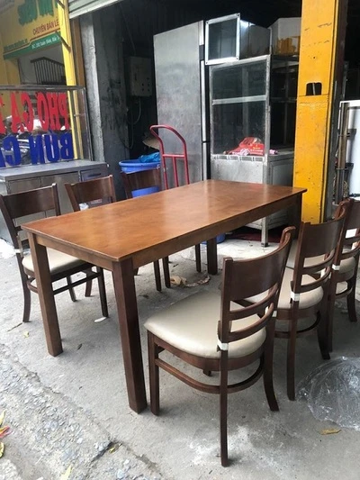 Bộ bàn ghế ăn mặt đệm