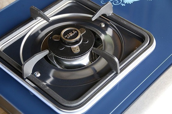 Bếp gas dương DK72B mới 100%