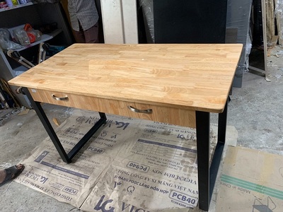 bàn chân săt chữ u hai ngăn kéo