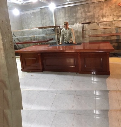 Thanh lý bàn giám đốc BGD4