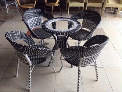 Bàn ghế cafe nhựa giả mây TT01