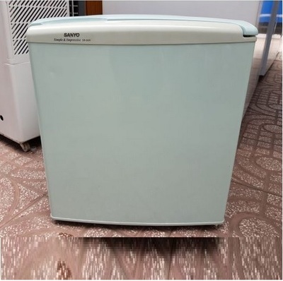 Tủ lạnh Sanyo 55 lít cũ