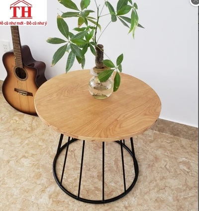 Bàn cafe mặt gỗ tròn chân sắt