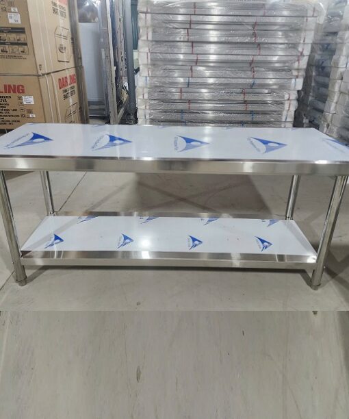 bàn chặt inox 1m8x60cm thanh lý