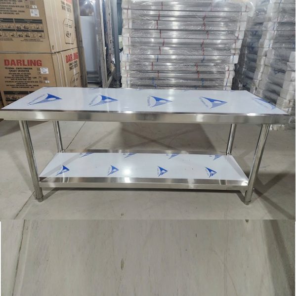 bàn chặt inox 1m8x60cm thanh lý