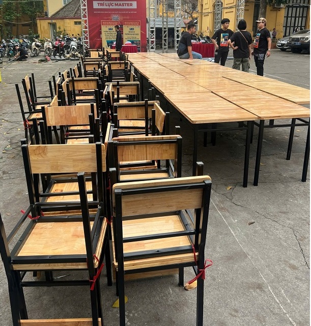 Cách chọn bàn ghế nhà hàng khôn ngoan nhất cho chủ quán!