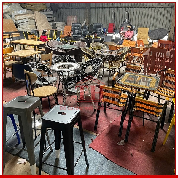 Top 10 mẫu bàn ghế cafe đẹp được ưa chuộng nhất 2025