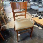 ghế cabin nâu bọc đệm